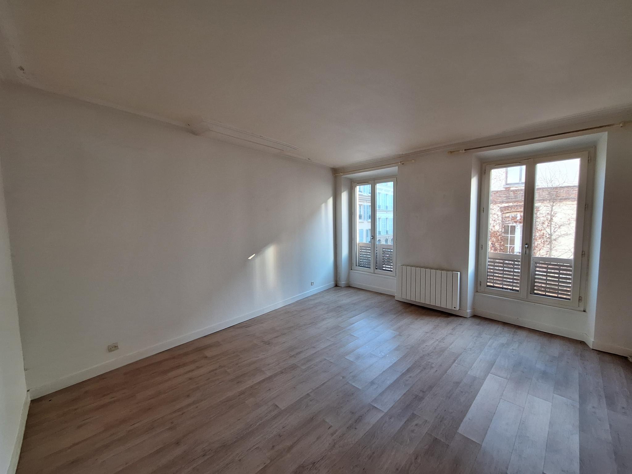 Appartement 1 pièce - 27m² - VERSAILLES