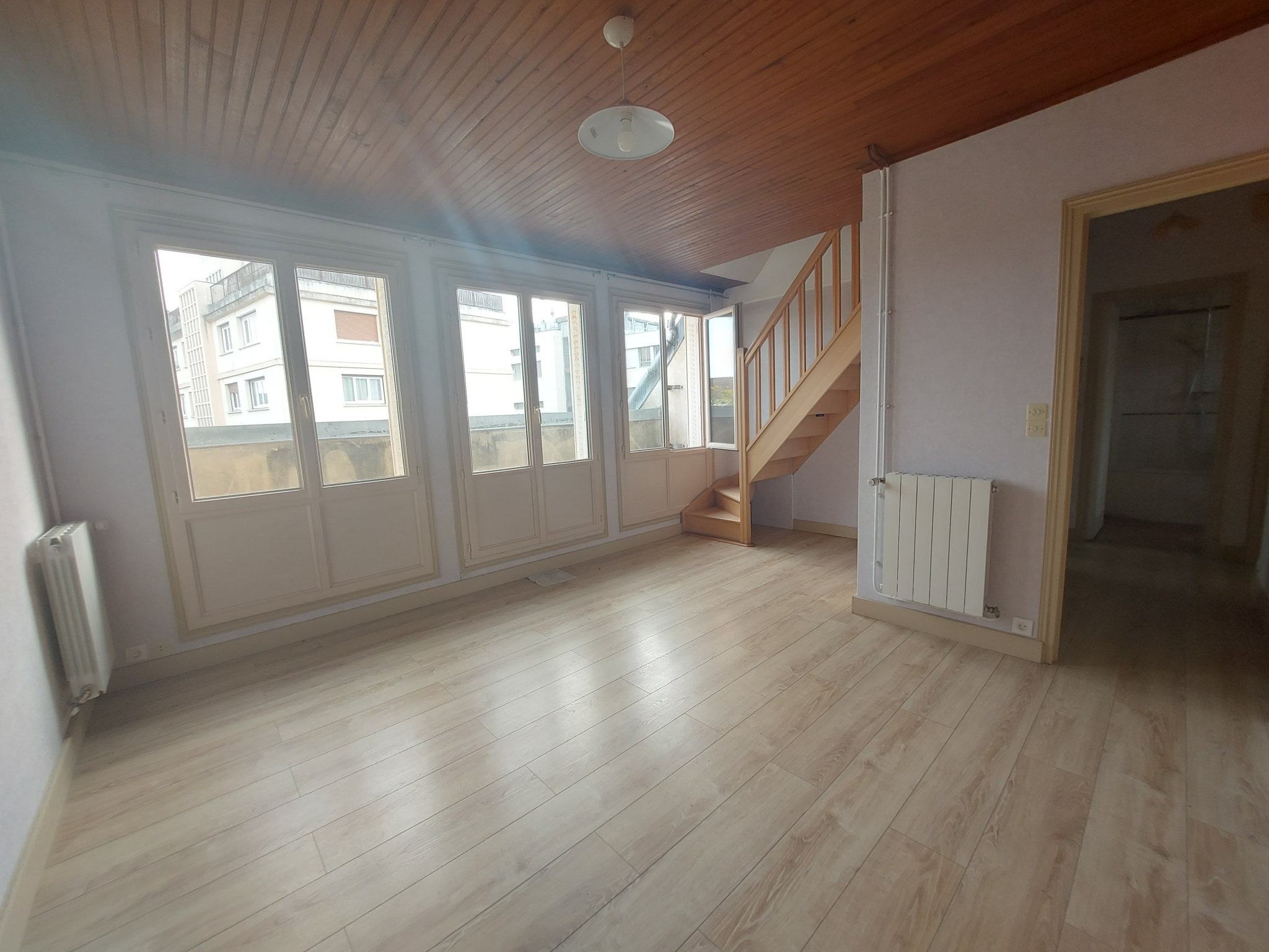 Appartement 4 pièces - 71m² - MANTES LA JOLIE