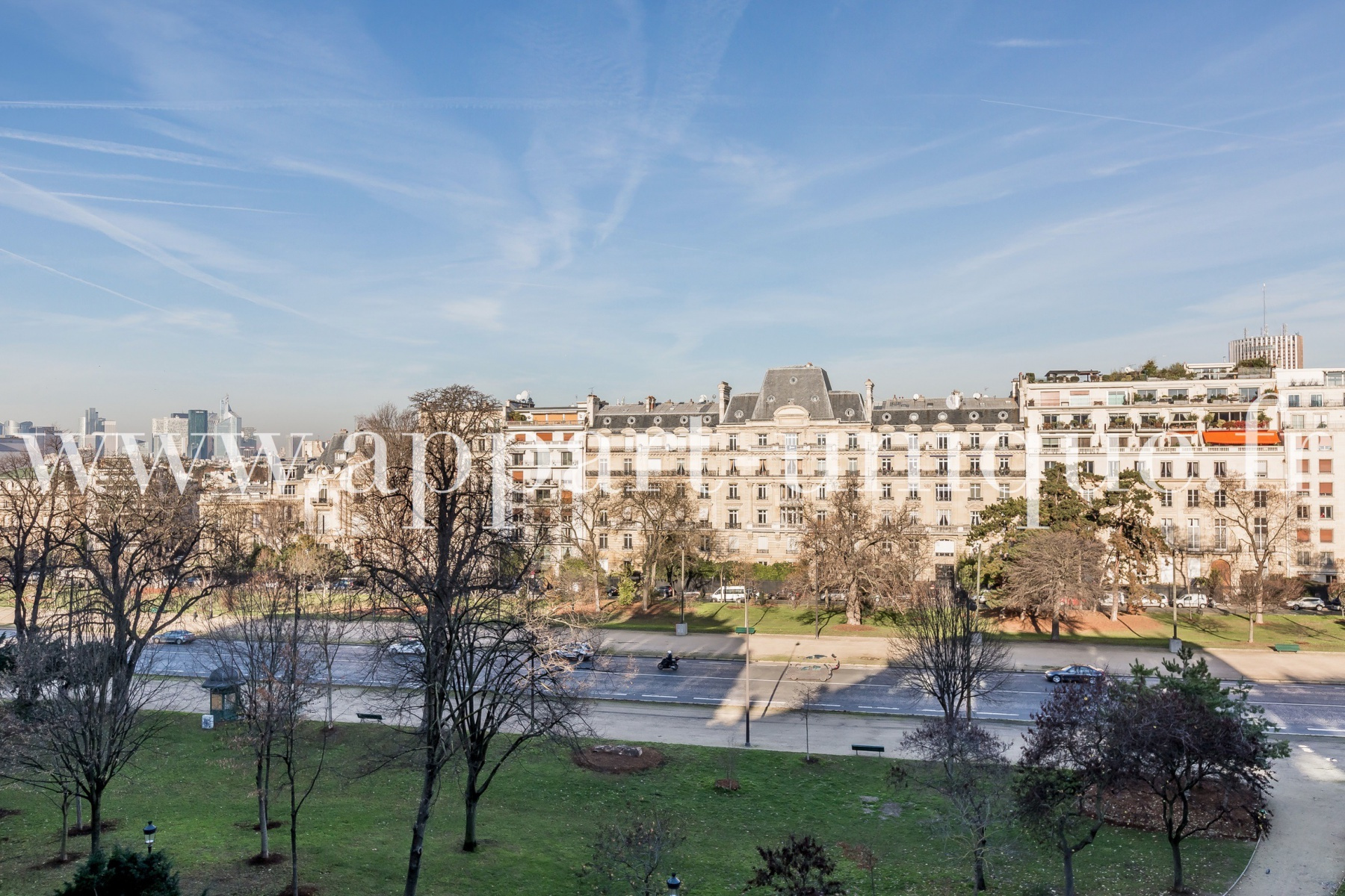 Appartement 3 pièces - 75m² - PARIS 16