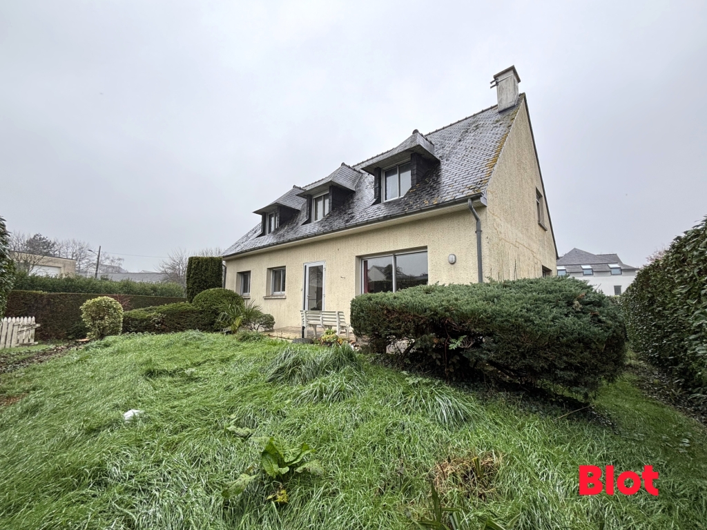 Maison 8 pièces - 177m² - CHATEAUBOURG