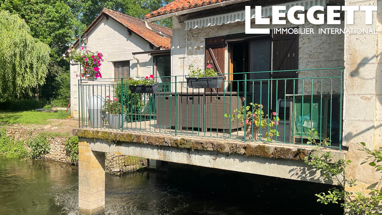 Maison 8 pièces - 114m² - BRANTOME EN PERIGORD