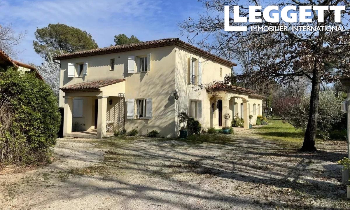 Maison 7 pièces - 200m² - ST PAUL EN FORET