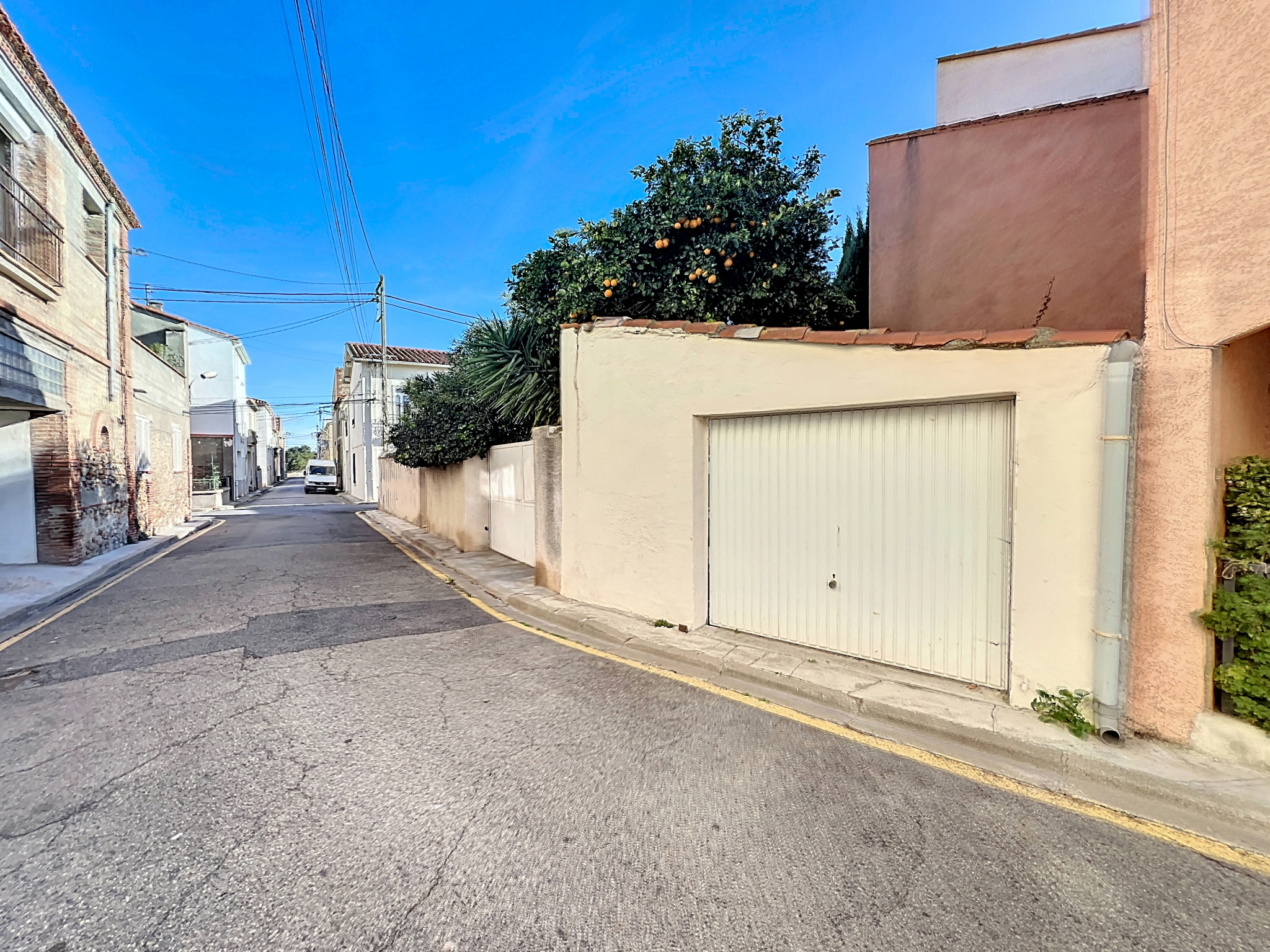 Parking  - VILLELONGUE DE LA SALANQUE