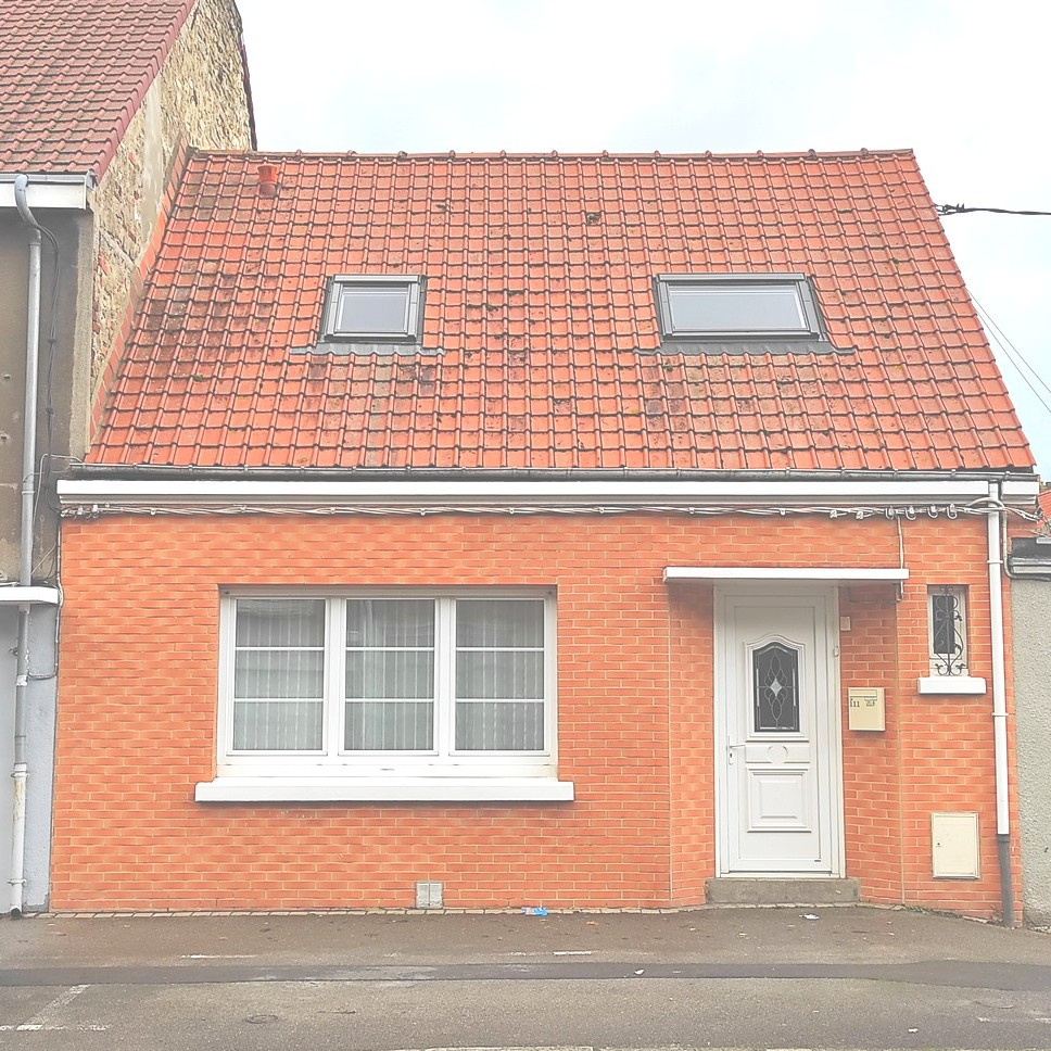 Maison 2 pièces - 77m² - BOULOGNE SUR MER