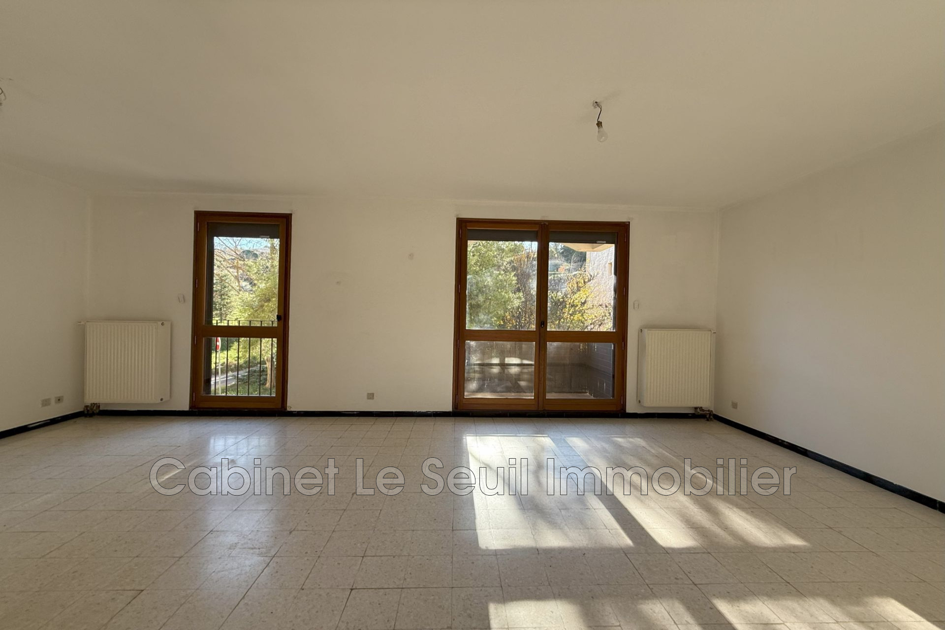 Appartement 3 pièces - 71m² - APT