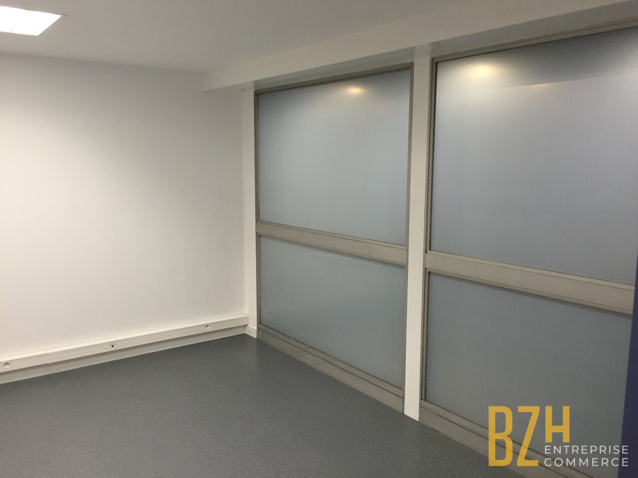 Local Professionnel  - 48m²