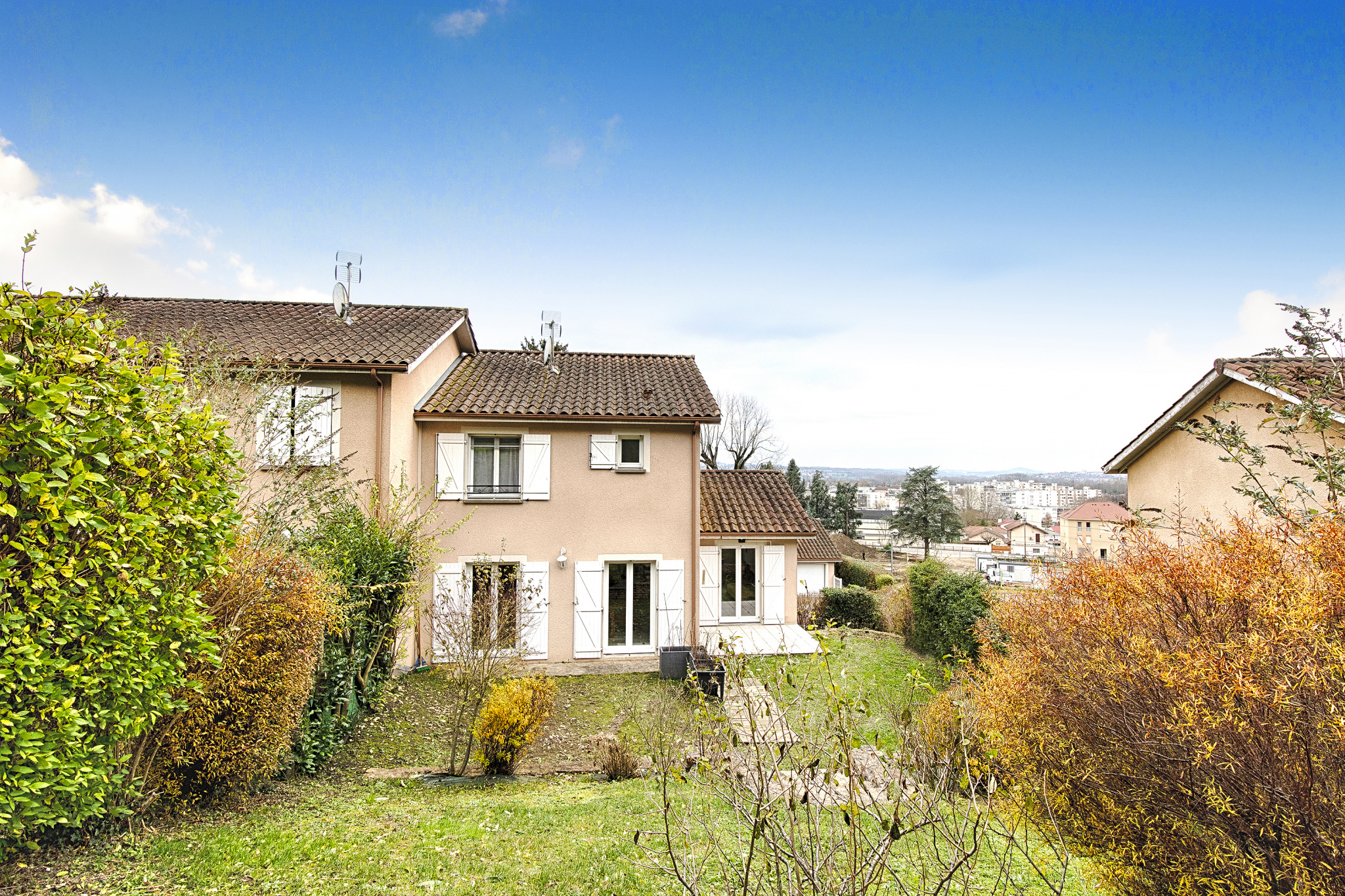 Maison 5 pièces - 100m² - BOURGOIN JALLIEU