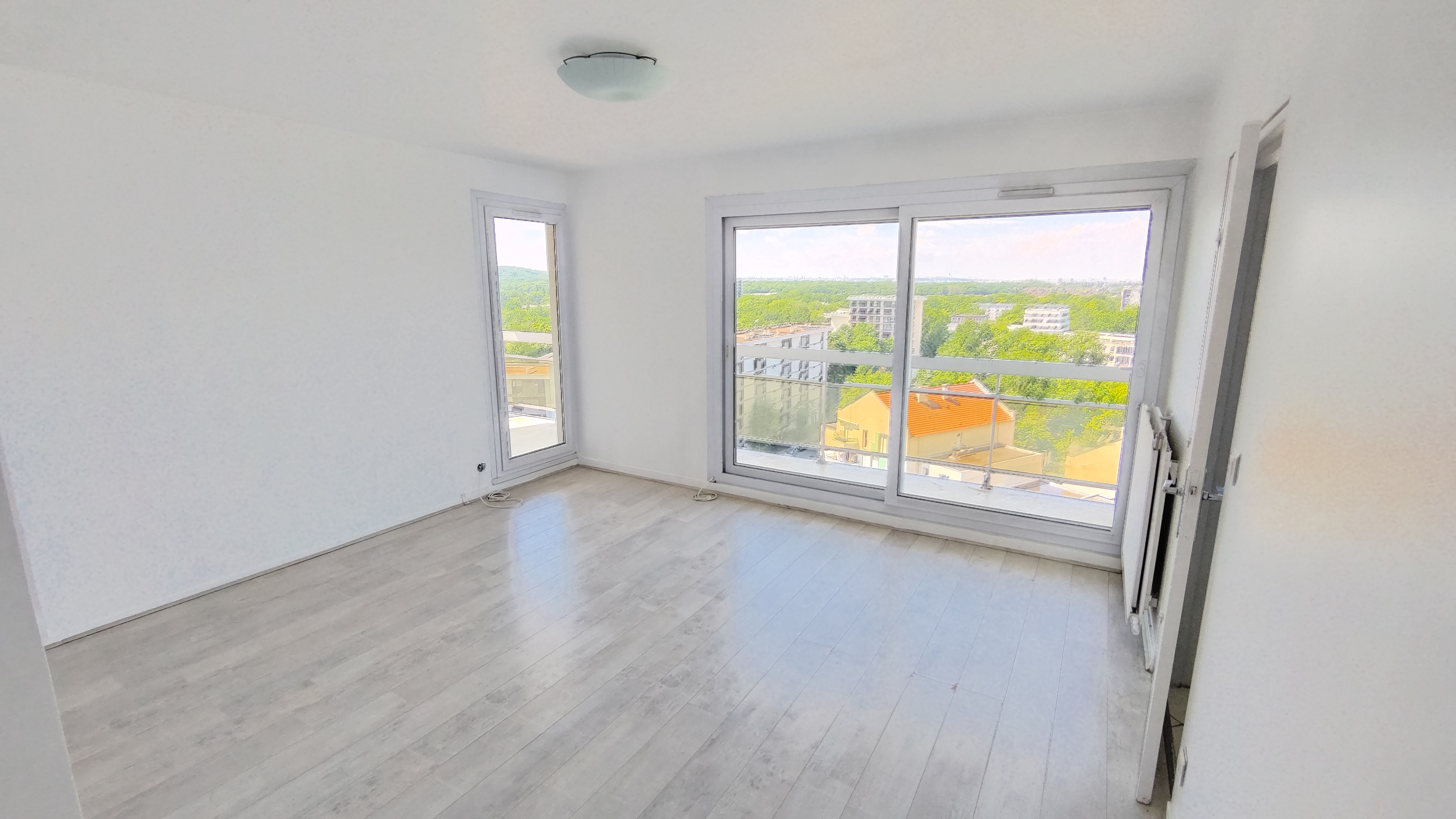 Appartement 4 pièces - 82m² - TREMBLAY EN FRANCE