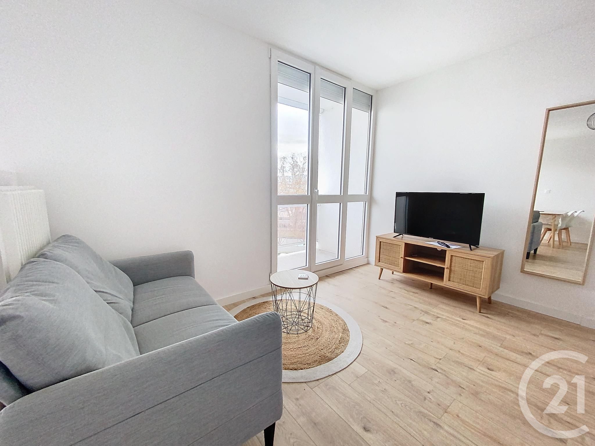 Appartement 1 pièce - 31m² - CLERMONT FERRAND