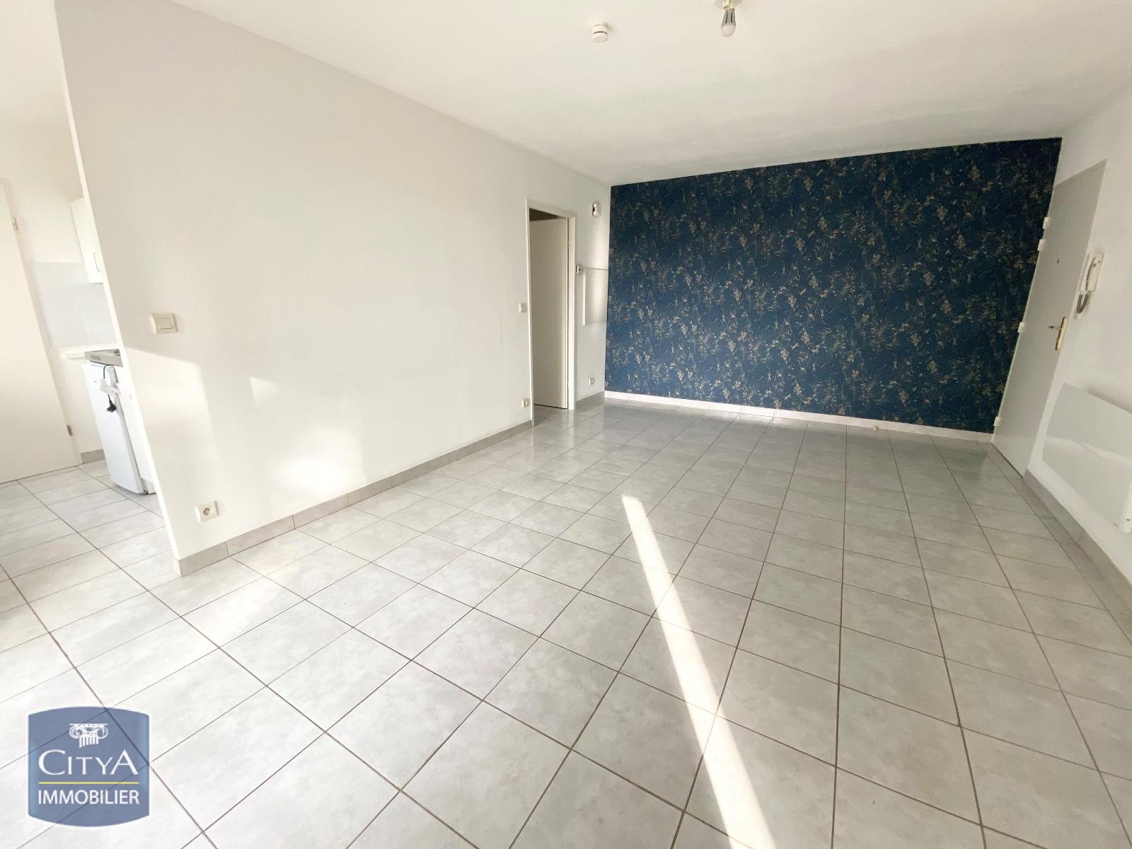 Appartement 2 pièces - 51m² - LE CATEAU CAMBRESIS