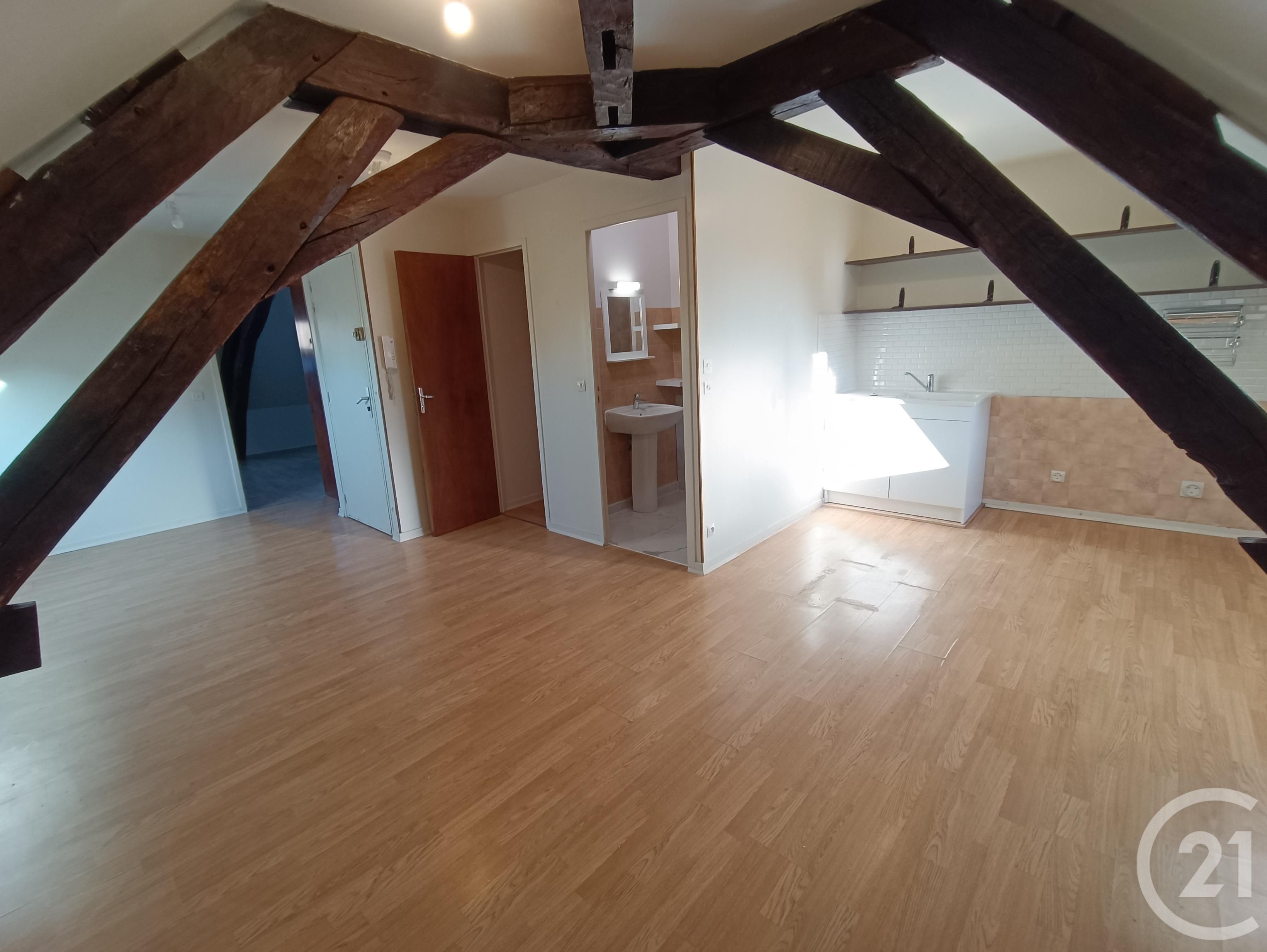 Appartement 1 pièce - 33m² - LA CHATRE