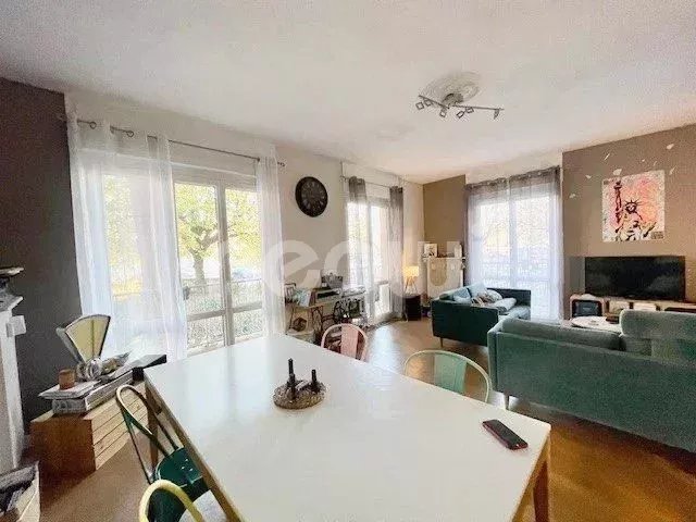 Appartement 4 pièces - 93m² - VILLEFRANCHE SUR SAONE