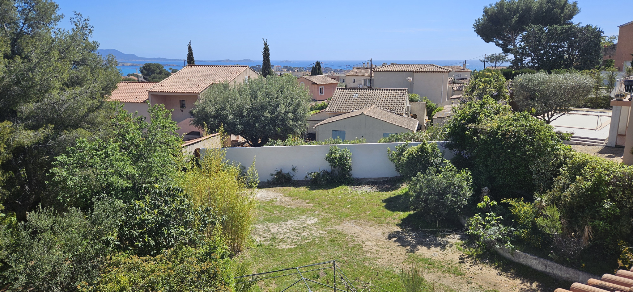 Maison 5 pièces - 150m² - BANDOL