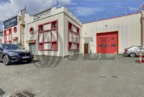 Local industriel  - 820m² - CHOISY LE ROI