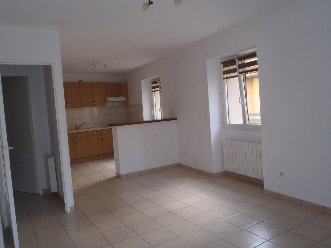 Appartement 3 pièces - 80m² - ST MARCELLIN EN FOREZ