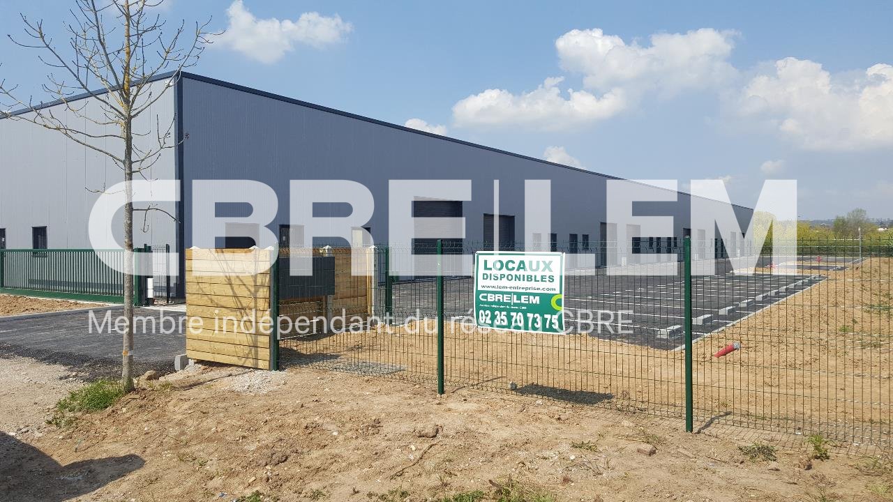 Local industriel  - 144m² - CAUDEBEC LES ELBEUF