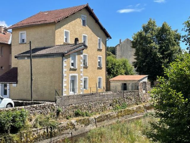 Maison 11 pièces - 250m² - LA BASTIDE PUYLAURENT