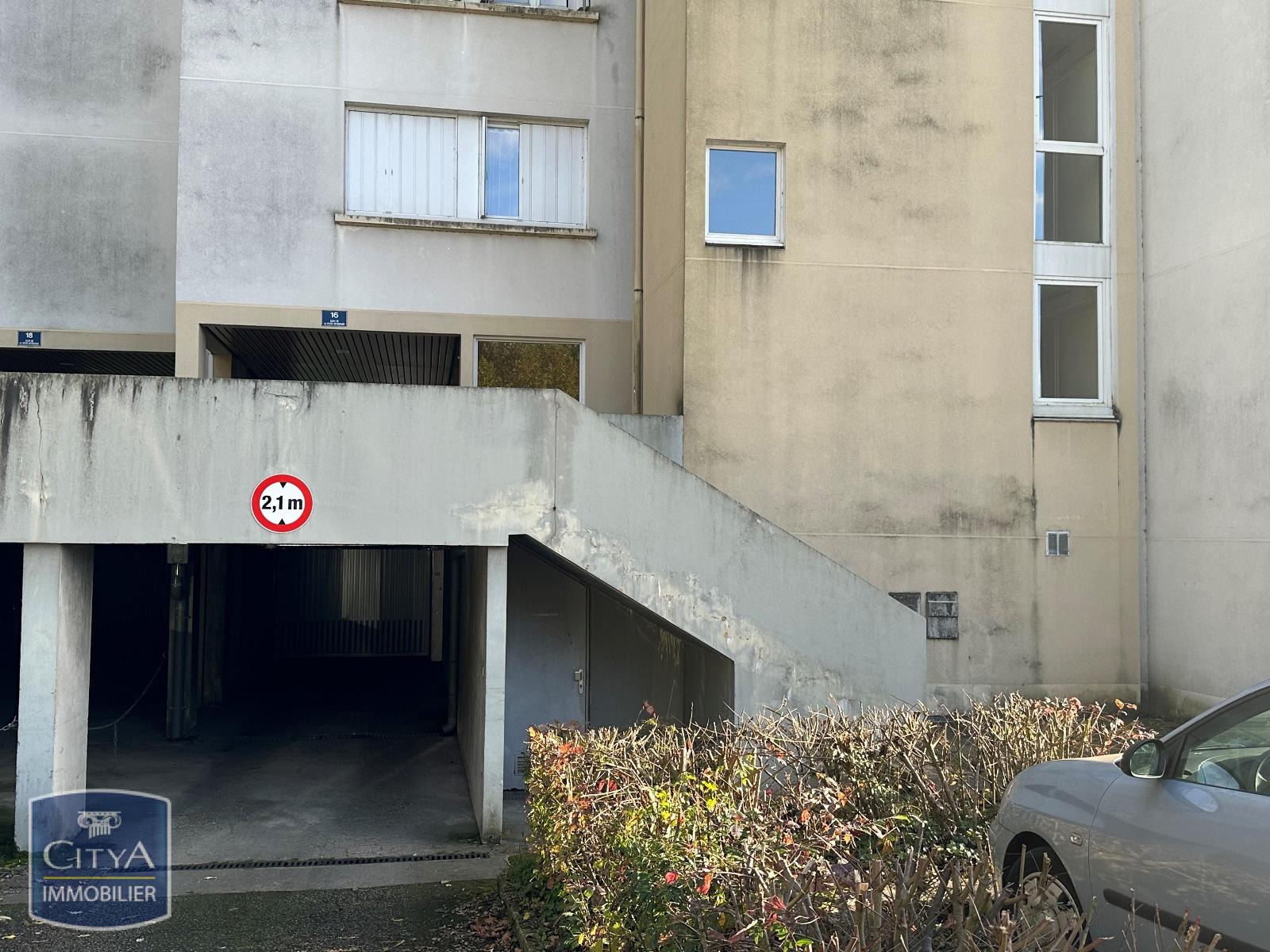 Parking  - BOURG EN BRESSE