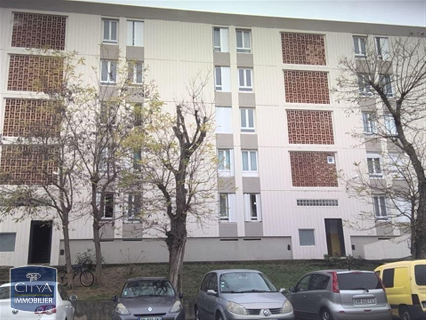 Appartement 3 pièces - 63m² - MARIGNANE