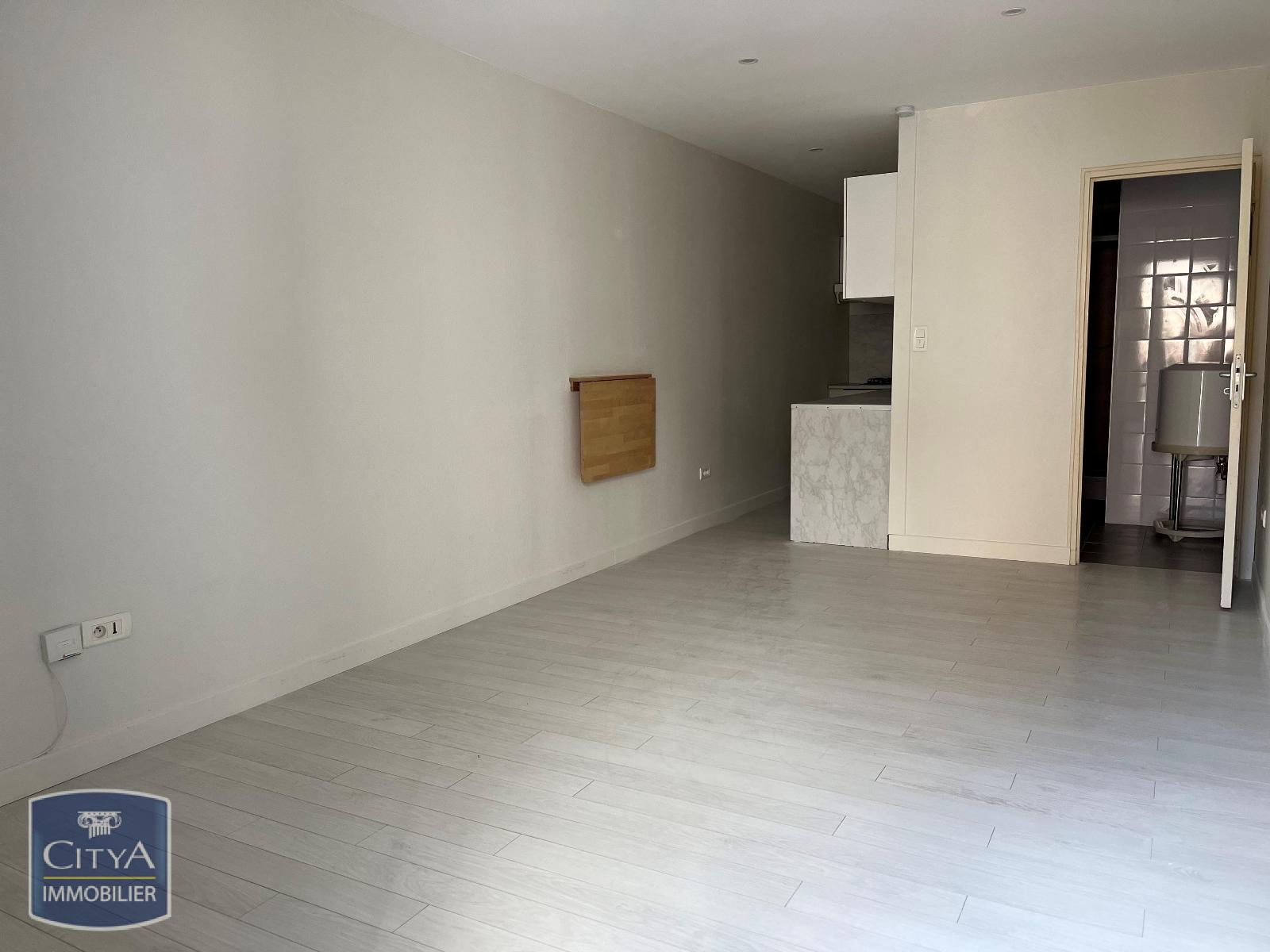 Appartement 1 pièce - 28m² - FEURS