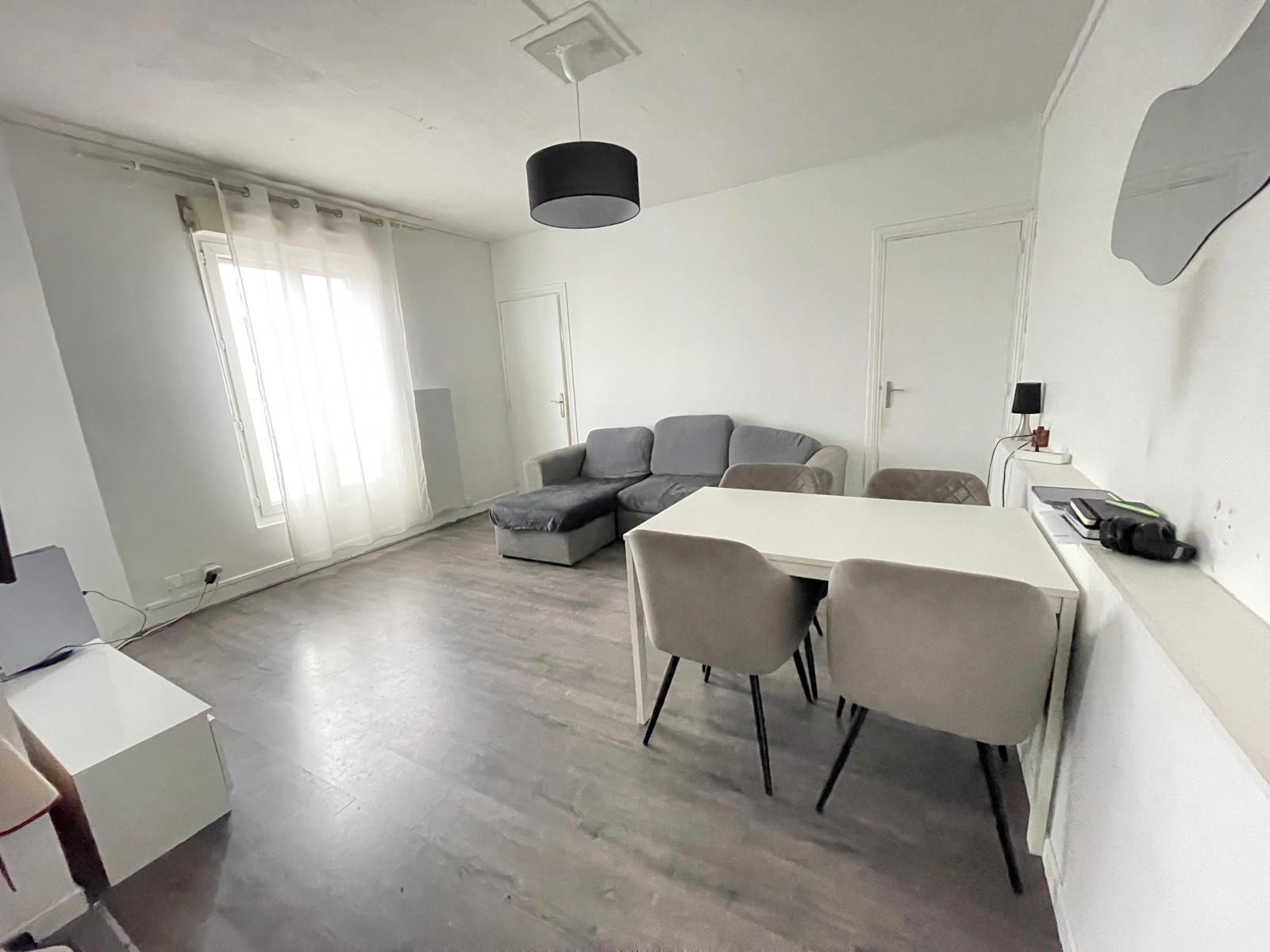 Appartement  - 40m² - VAUJOURS