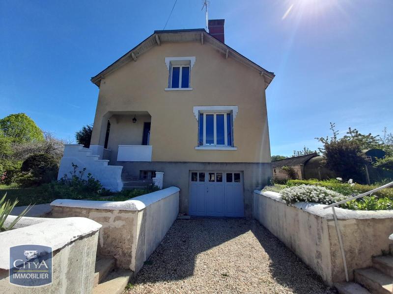 Maison 3 pièces - 87m² - PELLEVOISIN