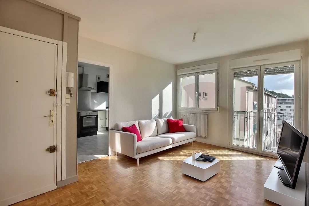 Appartement 3 pièces - 53m² - CLERMONT FERRAND