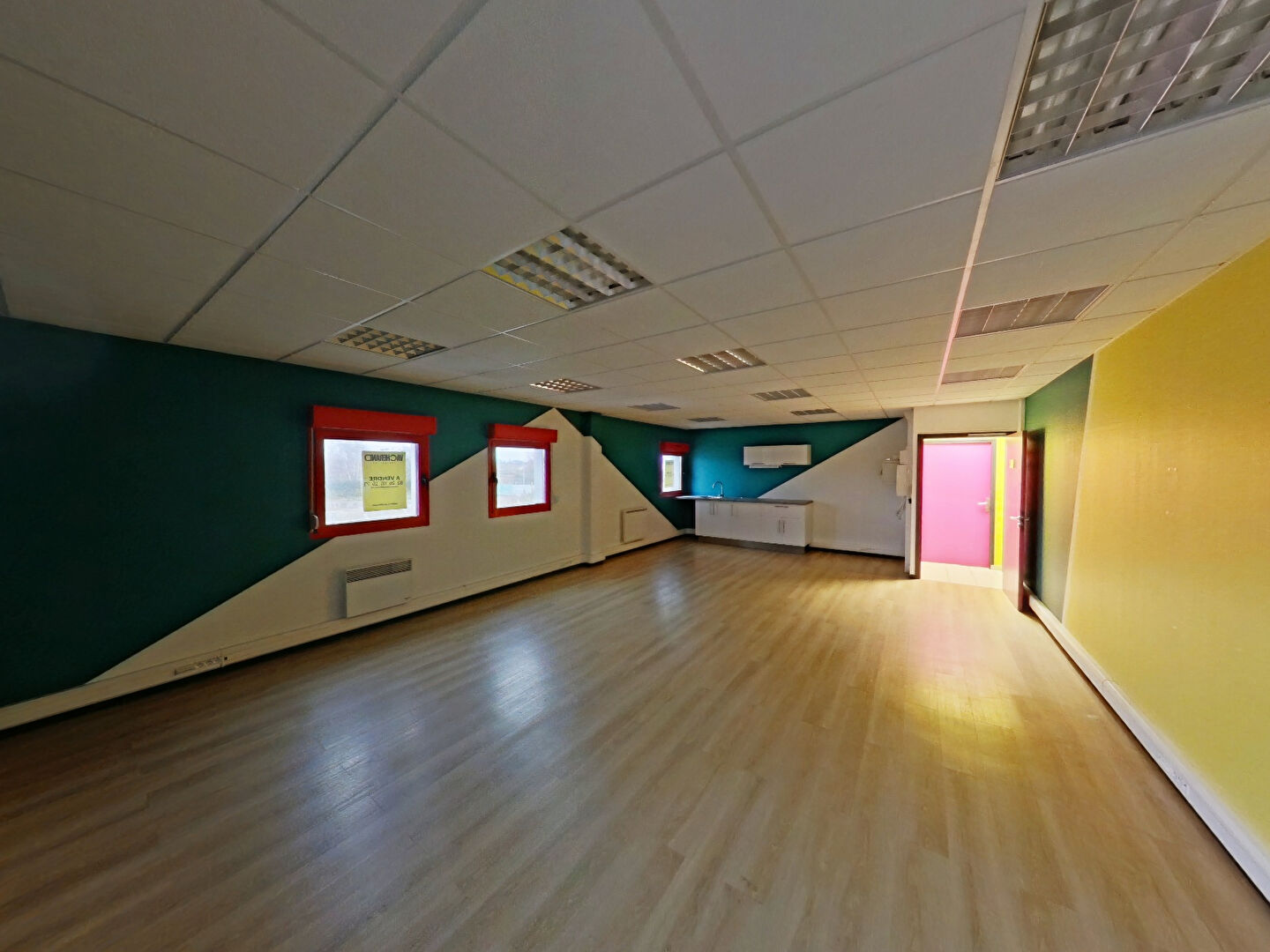 Local Professionnel  - 48m²