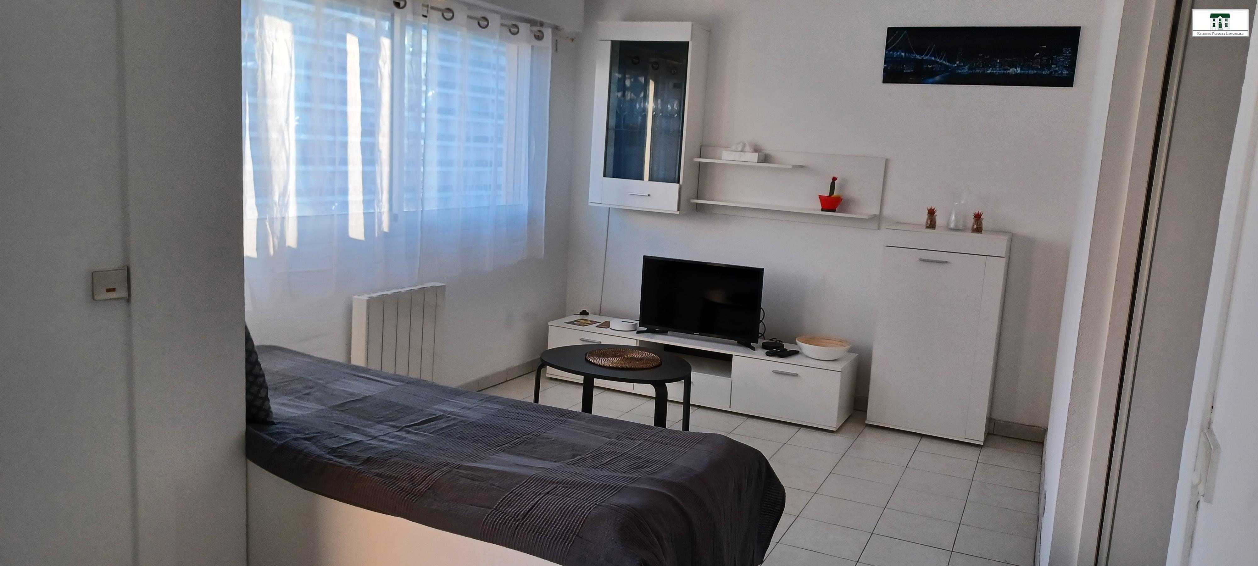 Appartement 1 pièce - 26m² - MARSEILLE  - 8ème