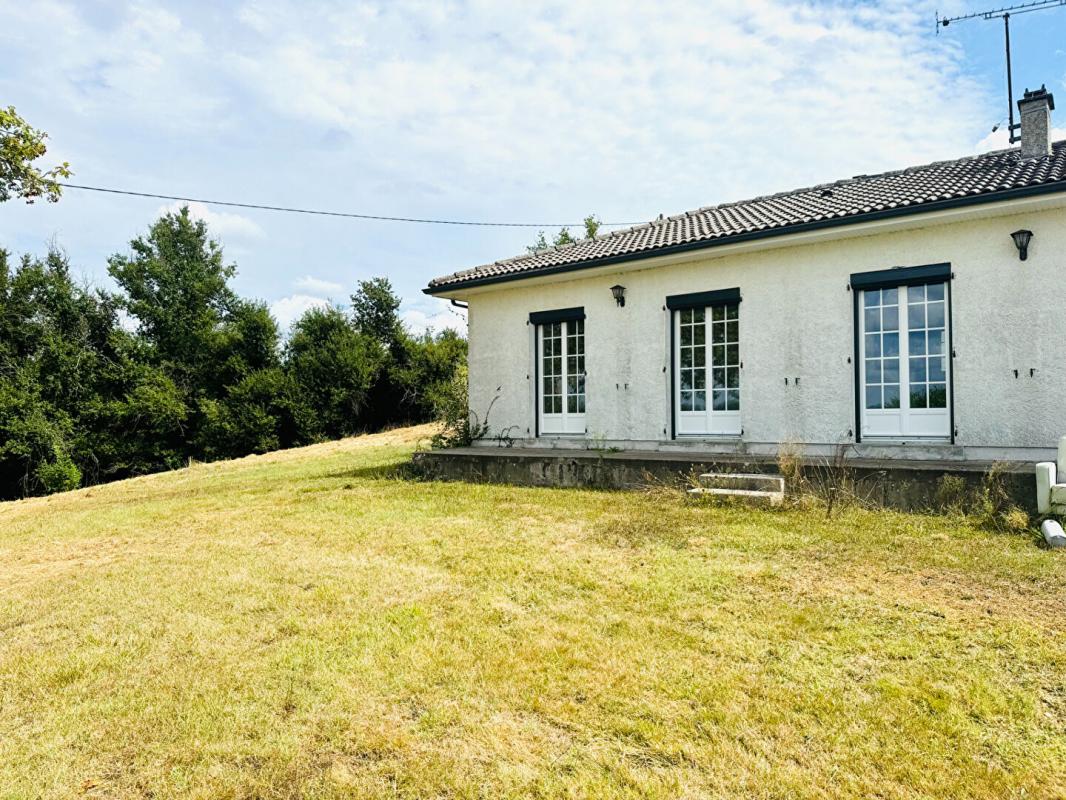 Maison 4 pièces - 72m² - LA ROCHE CHALAIS