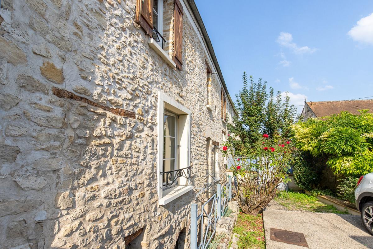 Maison 7 pièces - 140m² - OINVILLE SUR MONTCIENT