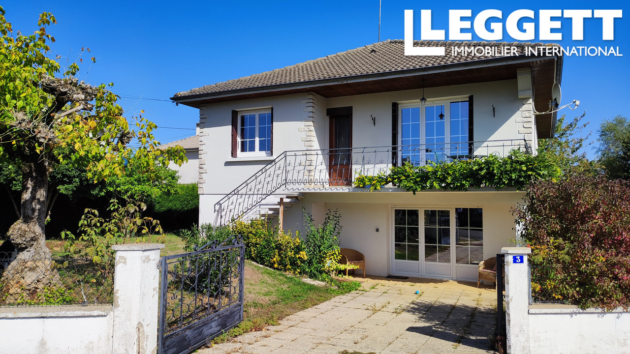 Maison 7 pièces - 156m² - RUFFEC