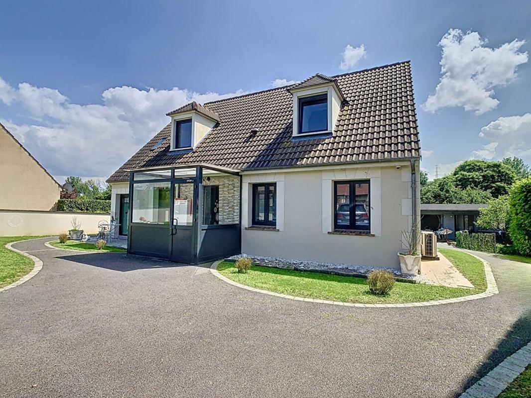 Maison 6 pièces - 135m² - CAUFFRY