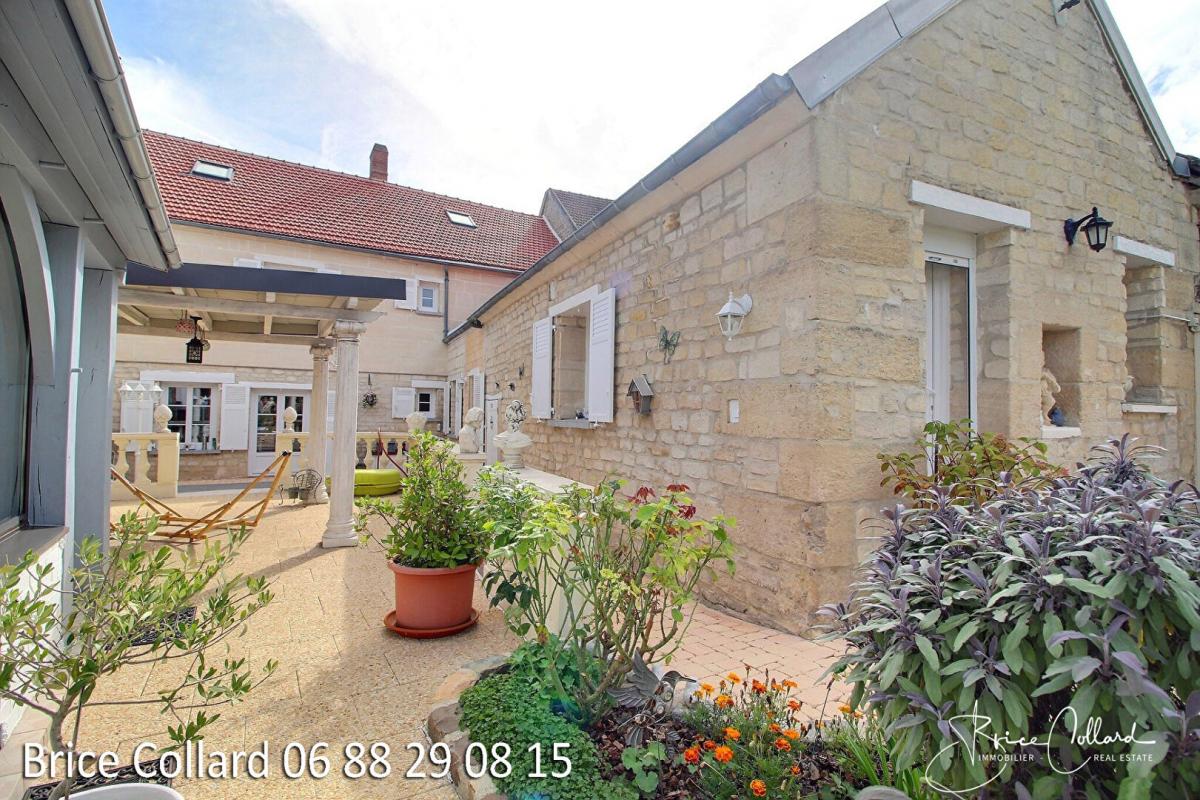 Maison 9 pièces - 220m² - NOGENT SUR OISE