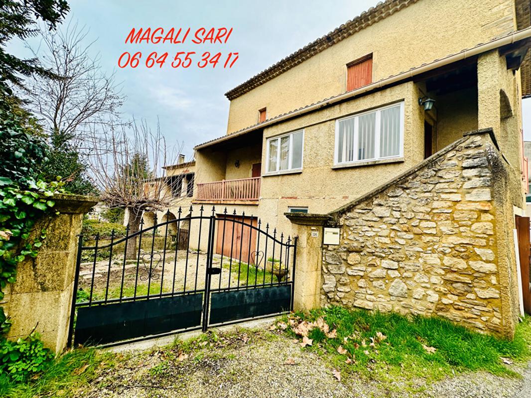 Maison 5 pièces - 90m² - BARJAC