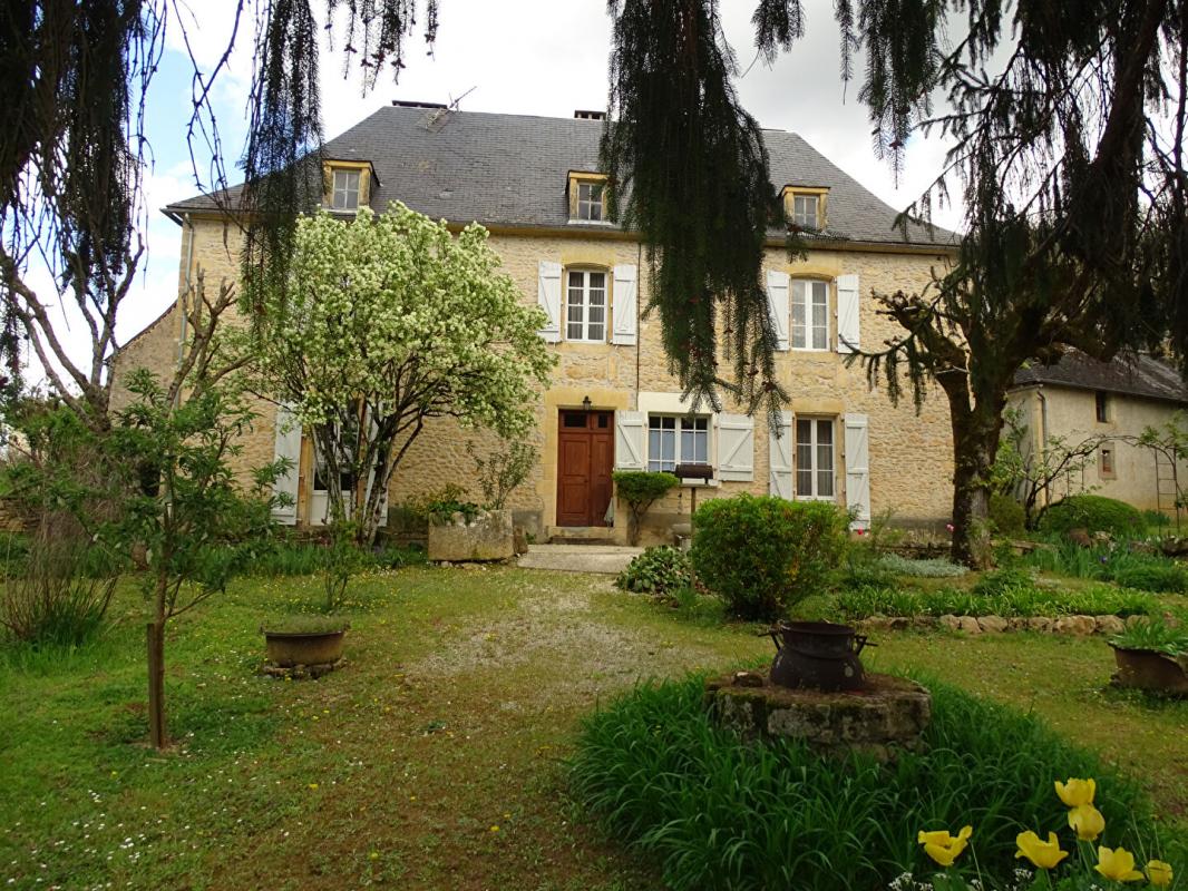 Maison 5 pièces - 176m² - MONTIGNAC