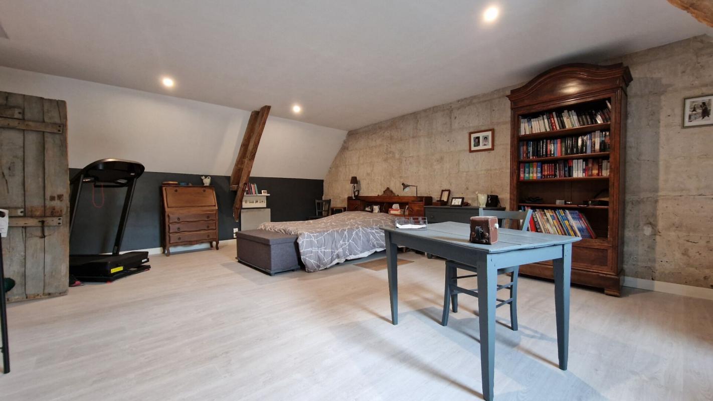 Maison 8 pièces - 200m² - ATTICHY