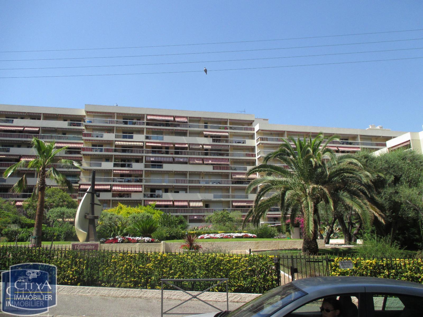 Appartement 1 pièce - 35m² - LE GOLFE JUAN