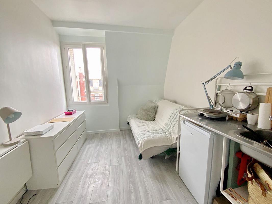 Appartement 1 pièce - 10m² - ASNIERES SUR SEINE