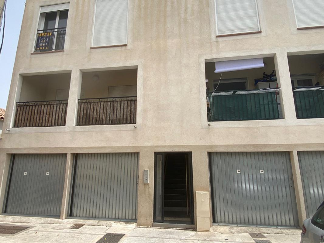 Immeuble  - 160m² - PORT DE BOUC