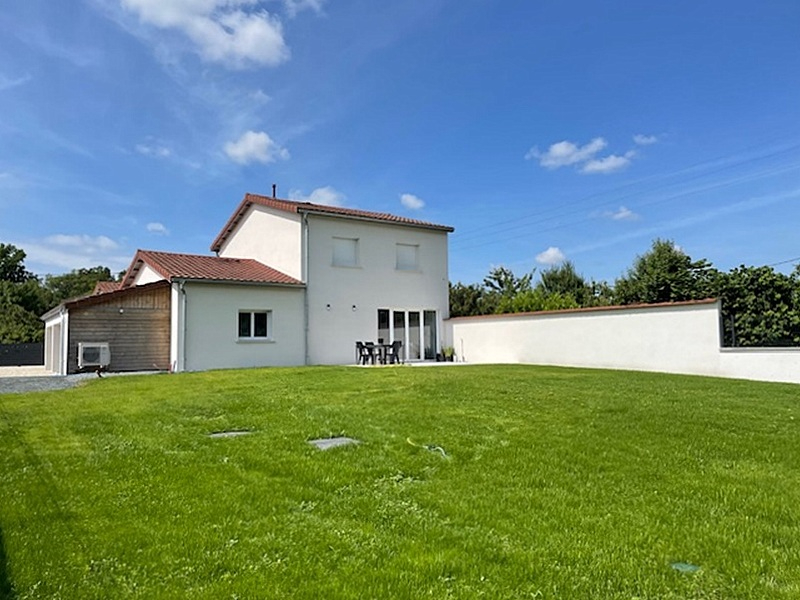 Maison 6 pièces - 184m² - FERRIERES