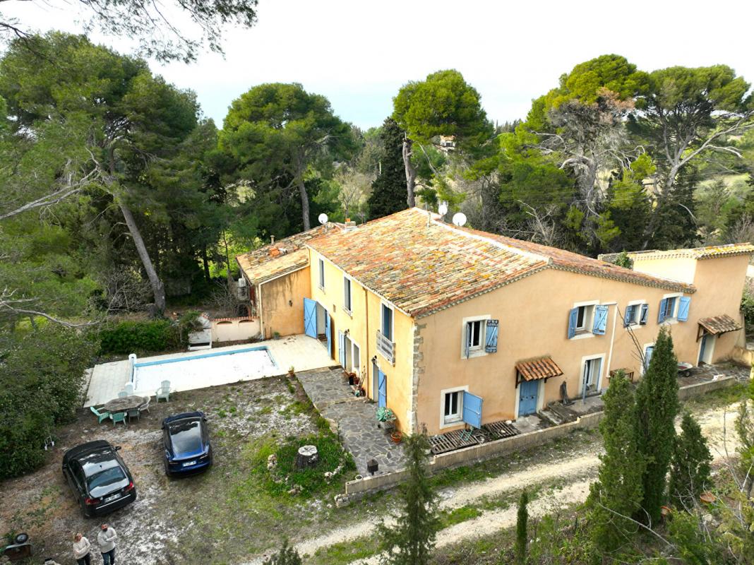 Maison 15 pièces - 310m² - ST PONS DE MAUCHIENS