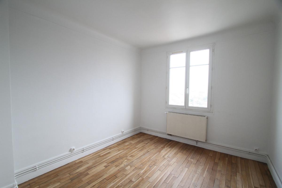 Appartement 2 pièces - 34m² - LA COURNEUVE