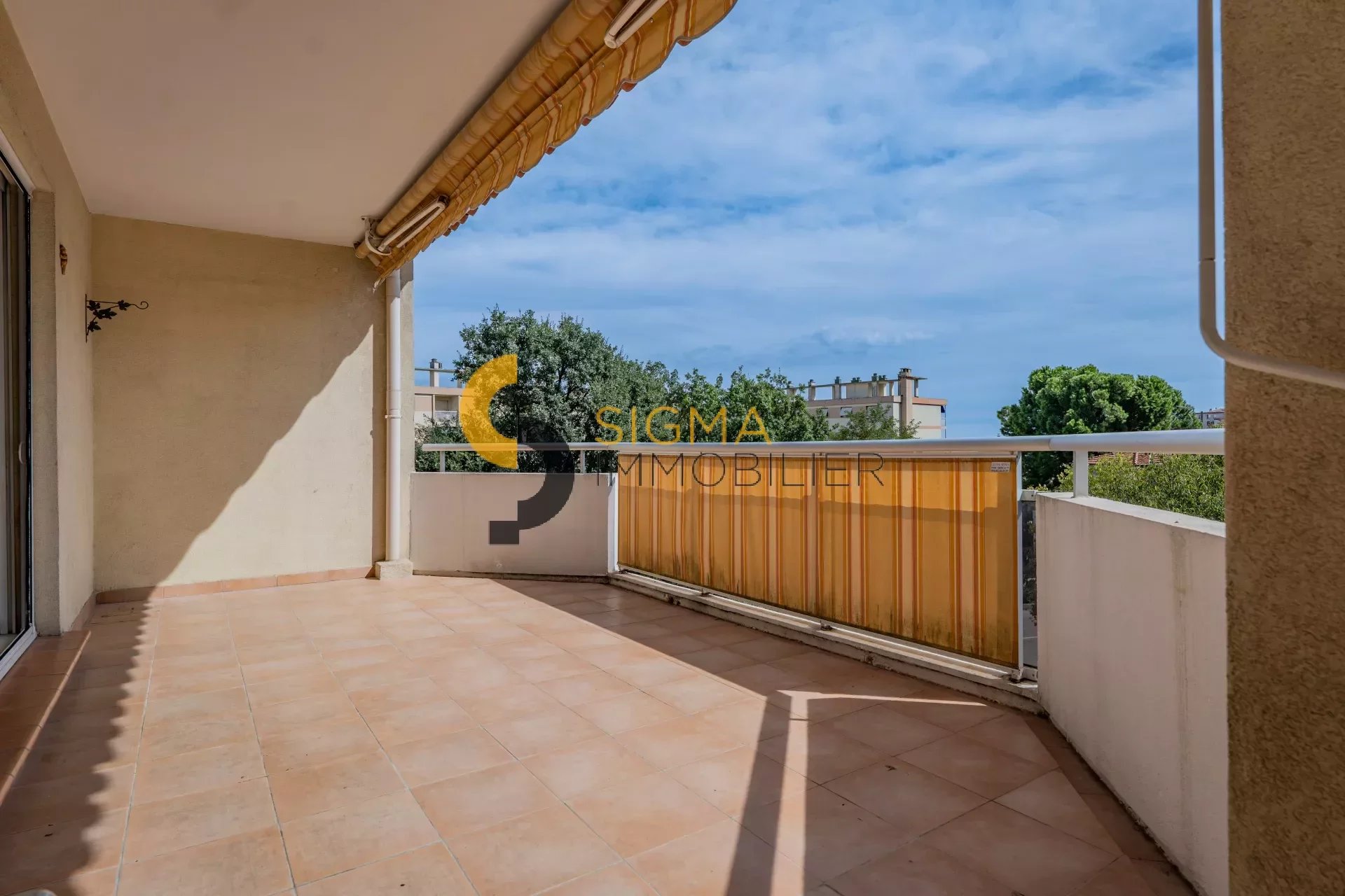 Appartement 3 pièces - 66m² - ST LAURENT DU VAR