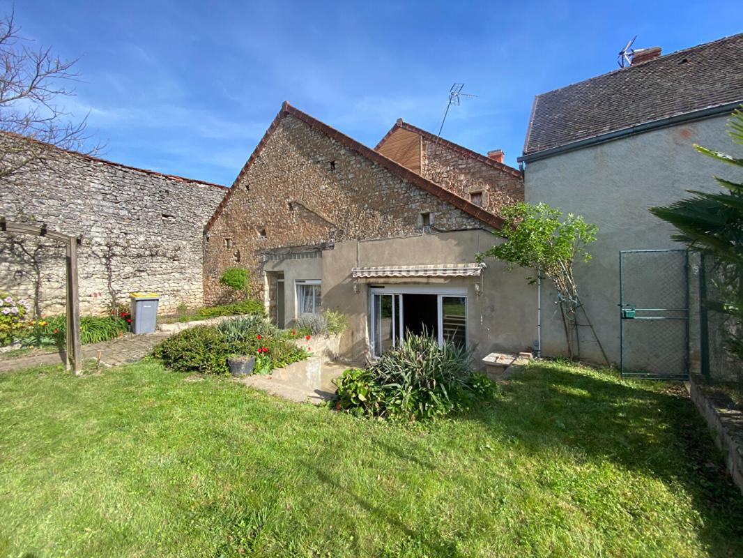 Maison 4 pièces - 90m² - EBREUIL