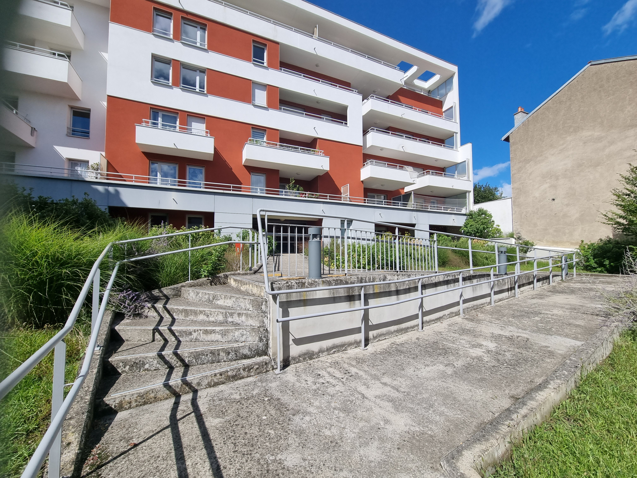 Appartement 3 pièces - 73m² - CLERMONT FERRAND