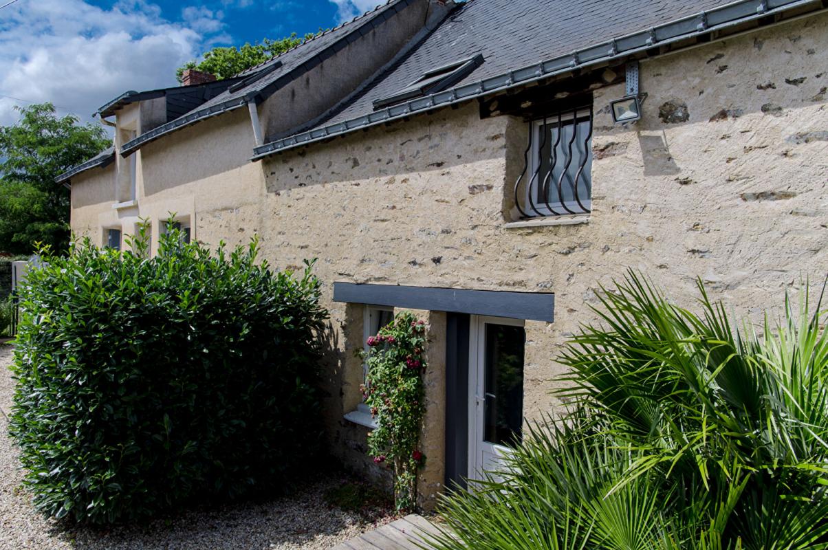 Maison 7 pièces - 184m² - LA CHAPELLE LAUNAY