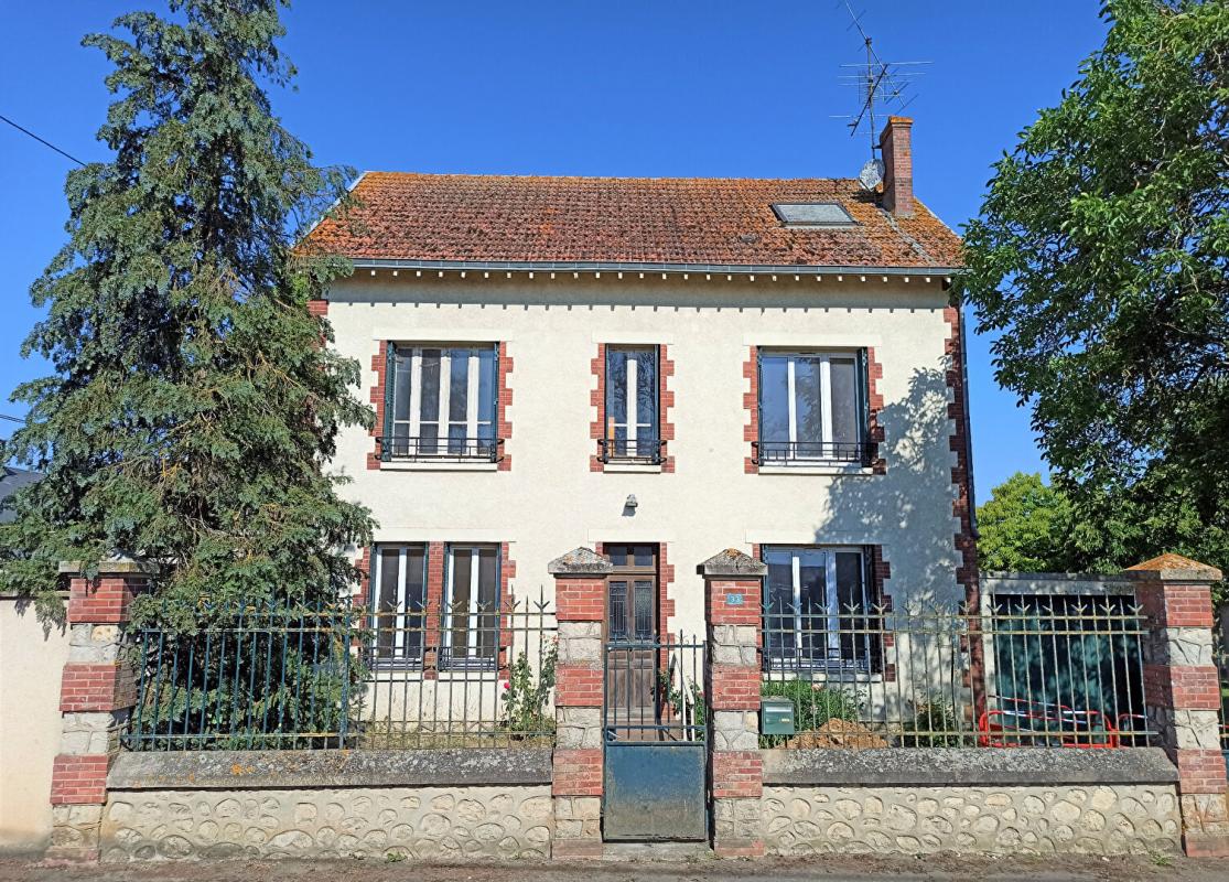 Maison 8 pièces - 201m² - CHARTRES