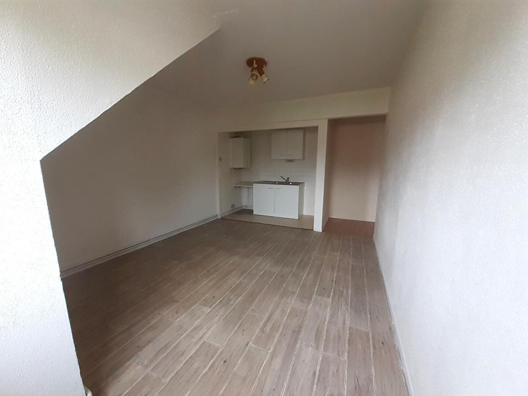 Appartement 2 pièces - 37m² - GOURNAY EN BRAY