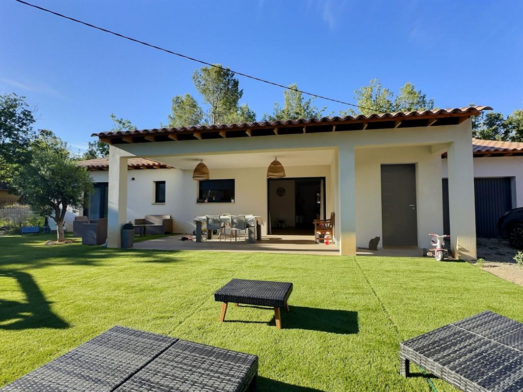 Maison 5 pièces - 115m² - TRANS EN PROVENCE